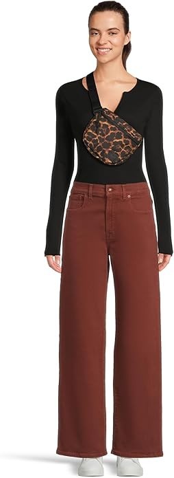 Herschel Supply Co. Settlement Hip Pack, Digi Leopard4