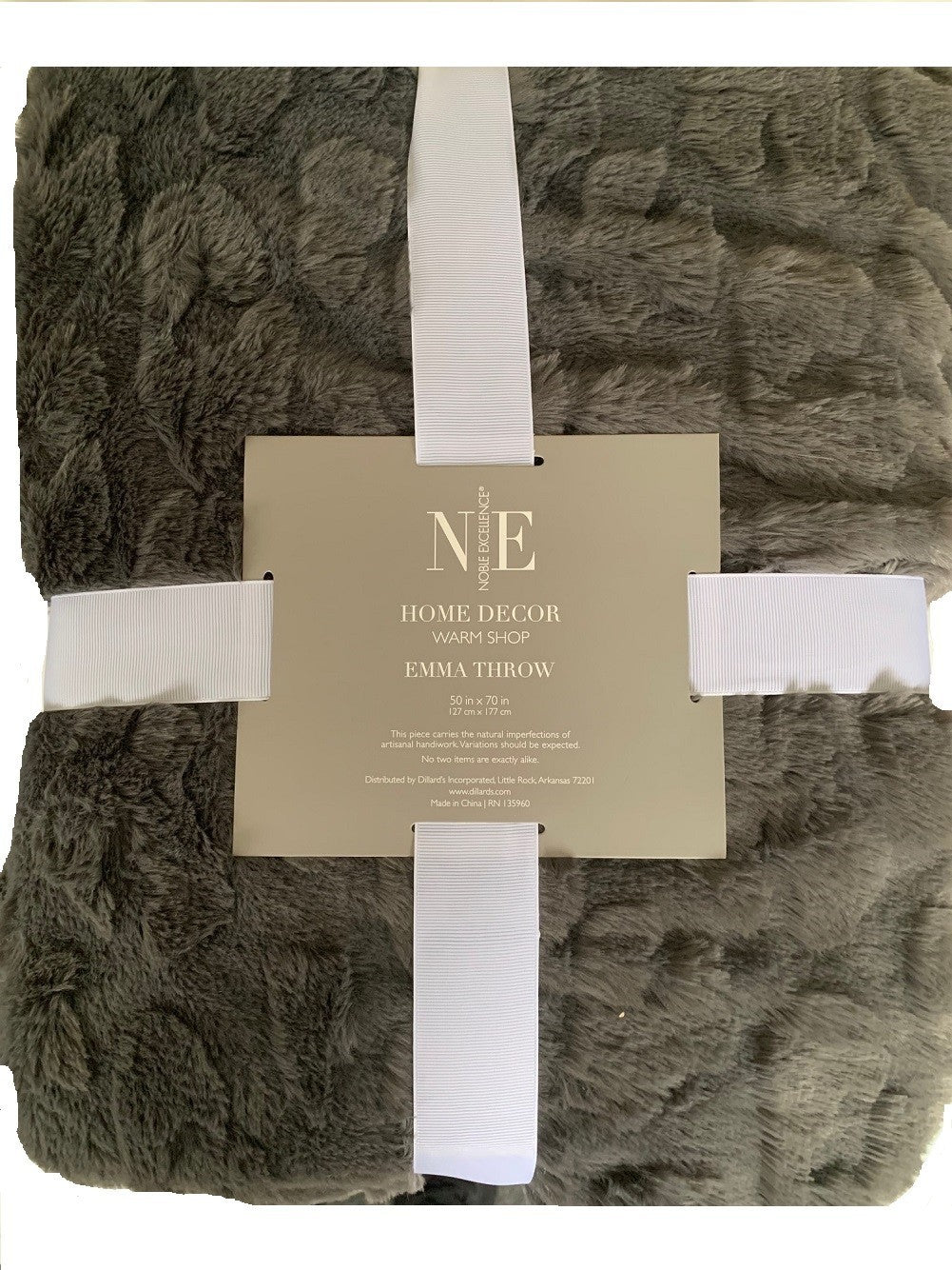 Noble Excellence Emma Reversible Plush Throw Blanket Smoked Pearl0